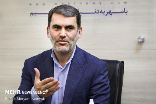 3برابر فروش نفت، حقوق می دهیم