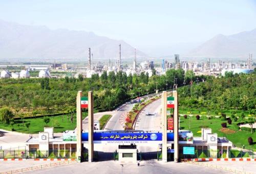 بیشتر از ۱ و دو دهم میلیارد دلار ارزآوری در پتروشیمی شازند