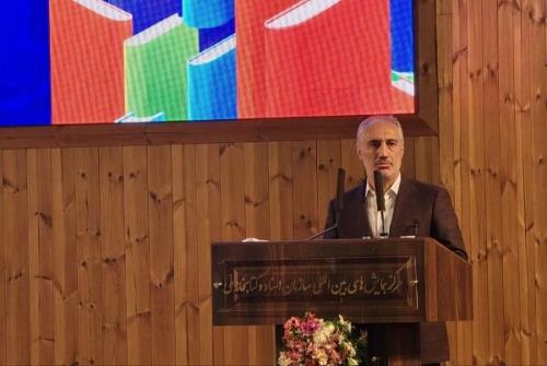 صنعت نفت موتور محرک اقتصاد کشور است