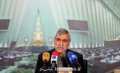كارگران با حقوق ۲ میلیون و ۳۰۰ تومان از مالیات معاف می گردند